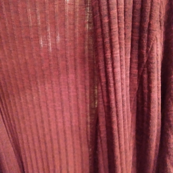 Serena Williams Red/Black Blend Full Cardigan - Picture 6 of 8